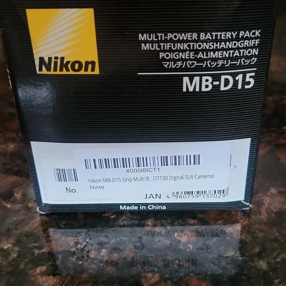 Nikon MB-D15 Multi Power D7100 Digital Slr Camera Battery Pack